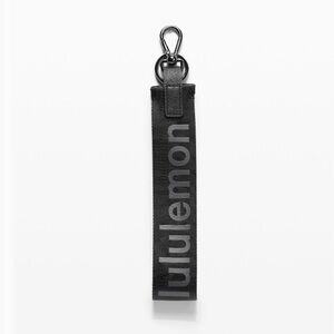 lululemon never lost key chain